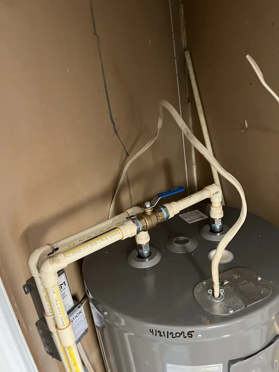 water heater plumber Largo FL
