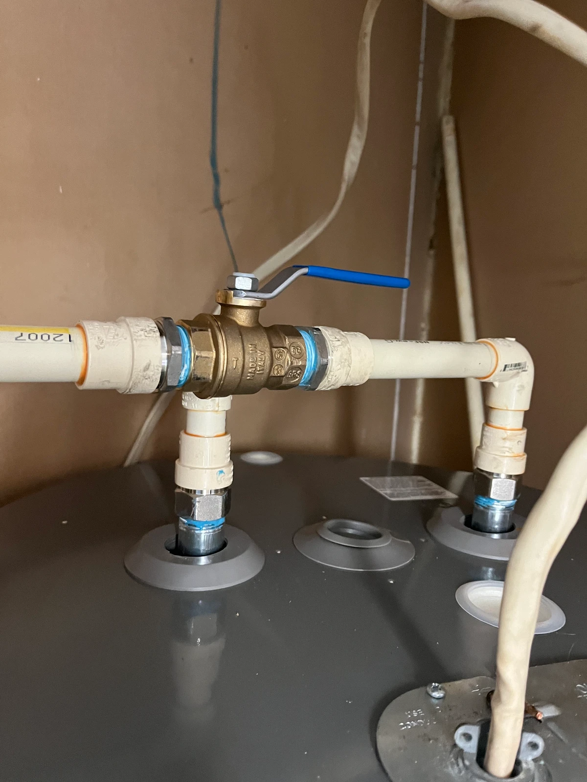 30-Gallon Water Heater Replacement in Mobile Home – Largo